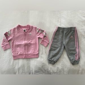 /// Track Suit by ADIDAS in size 12 MONTHS! In good condition!
